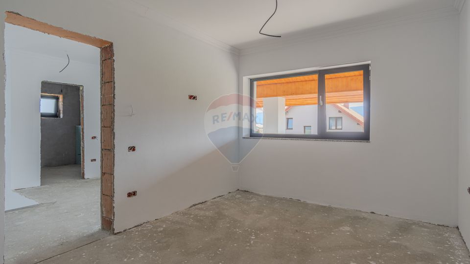 Casa moderna, la cheie, in Cristian – Str. Carpati