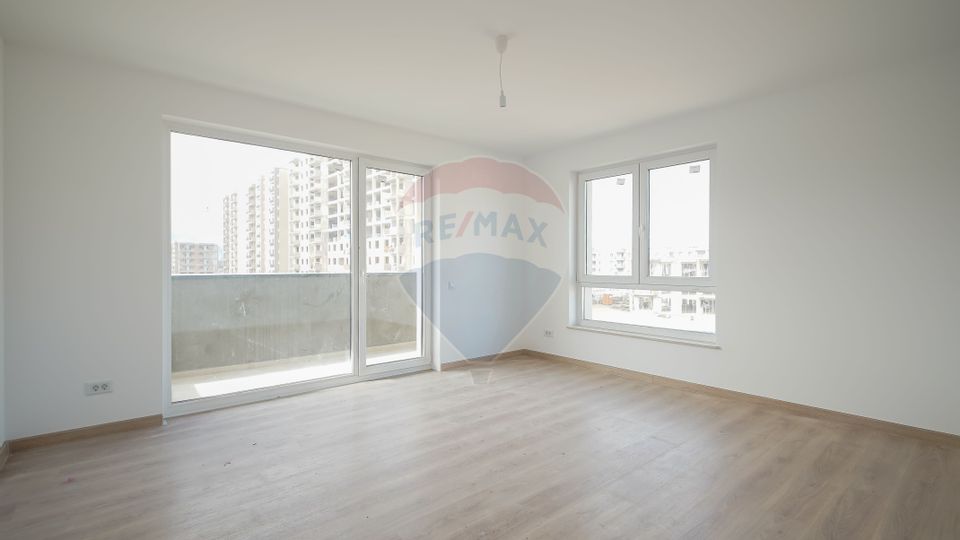 ! VANDUT ! Apartament 2 camere predare în maxim doua luni, Brașov