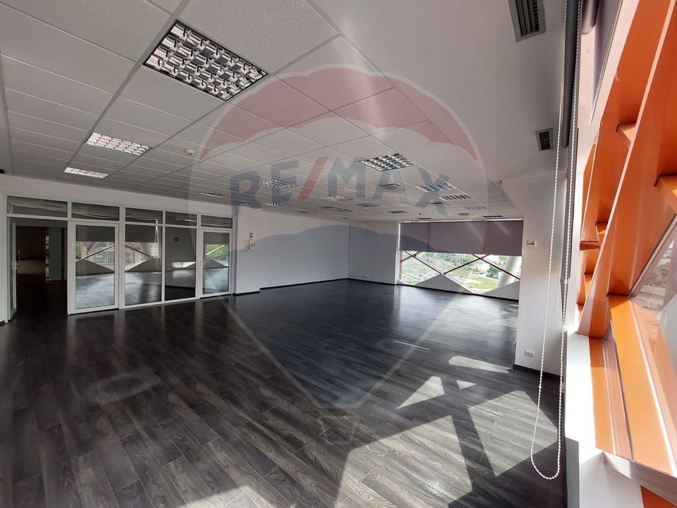 182sq.m Office Space for rent, Unirii area