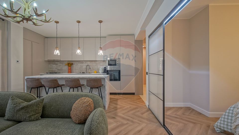 !! VANDUT !! Apartament elegant, complet mobilat Avram Iancu, Brașov