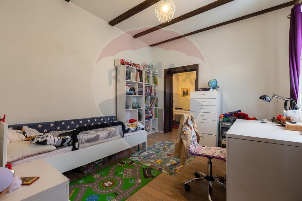 Casă la cheie ! 4 camere de vânzare la cateva minute de centru