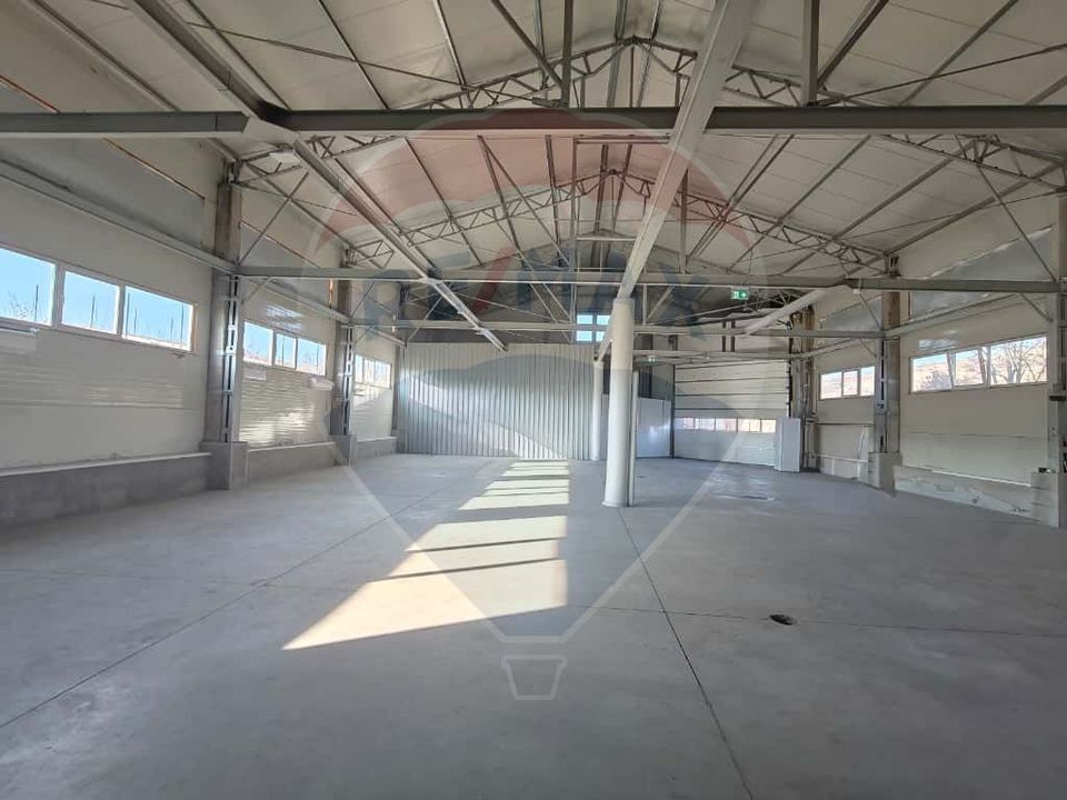 700sq.m Industrial Space for rent, Iris area