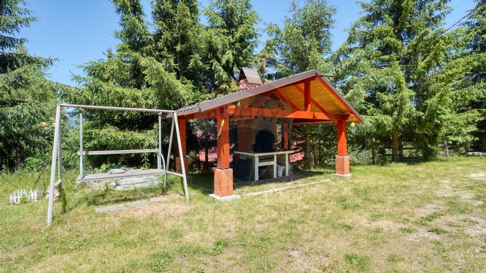 Casa/vila vânzare în Moieciu de jos, Sat. Drumul Carului 263 mp