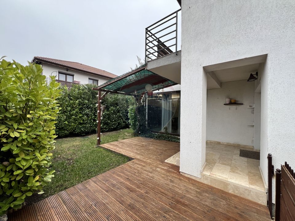 4 room House / Villa for sale
