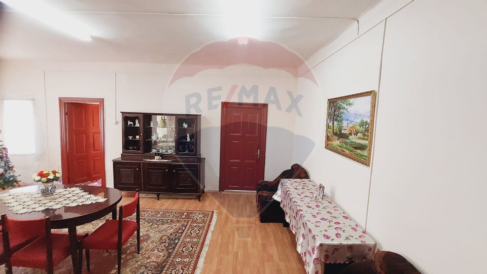 6 room House / Villa for sale, Central area