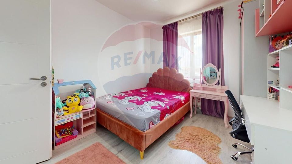 Apartament Modern cu 3 Camere+Pod+Curte Proprie