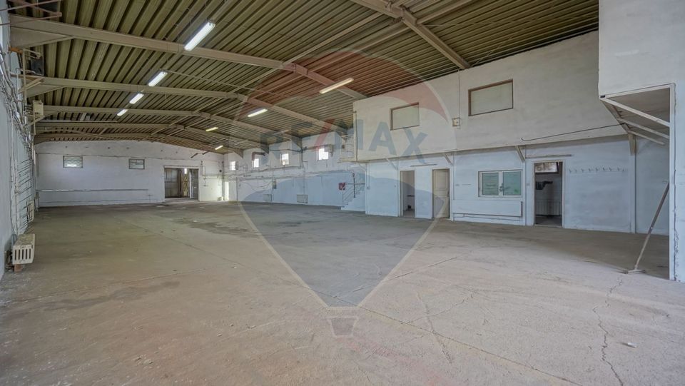794sq.m Industrial Space for rent, Periferie area