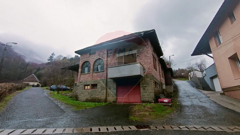 3 room House / Villa for sale, Ferneziu area