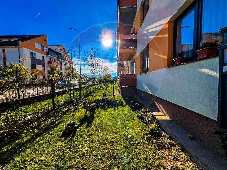 Apartament de 3 camere cu gradina proprie de 53mp, zona Tractorul!