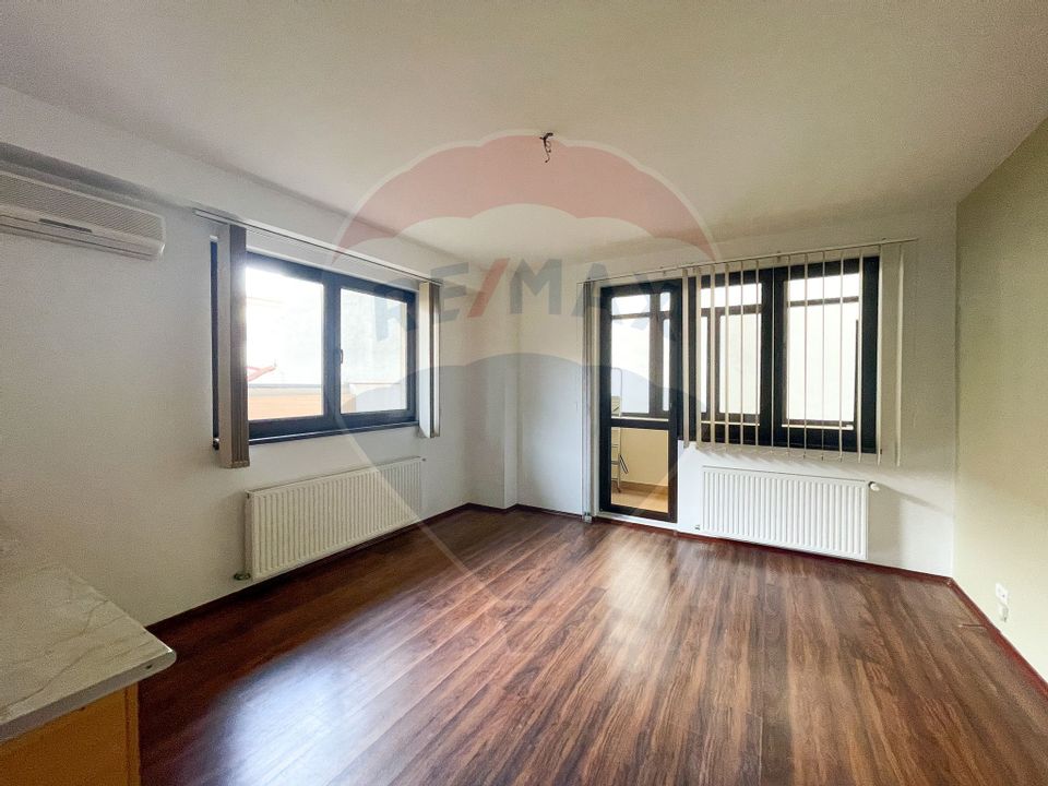 Apartament cu 2 camere de închiriat în zona Domenii