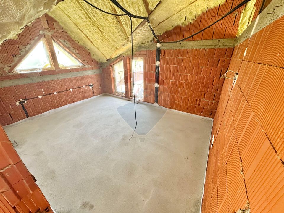 5 room House / Villa for sale, Central area