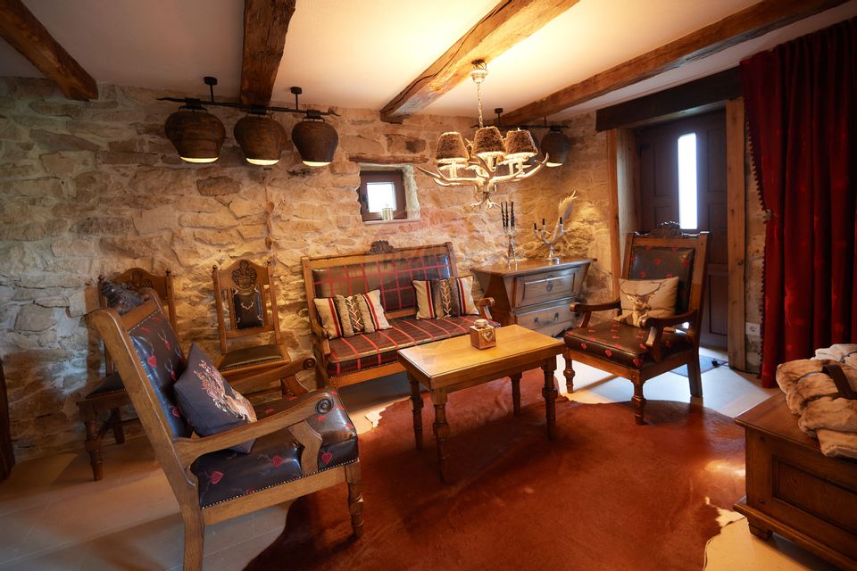 Casa / Vila cu 4 camere de vanzare la doar 30 de minute de Cluj