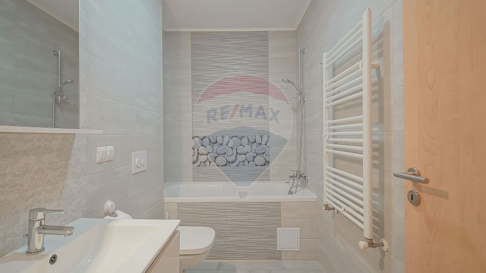 2 room Apartment for rent, Tractorul area