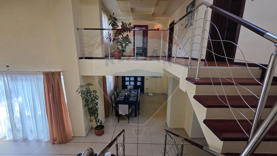 7 room House / Villa for sale, Nord-Est area