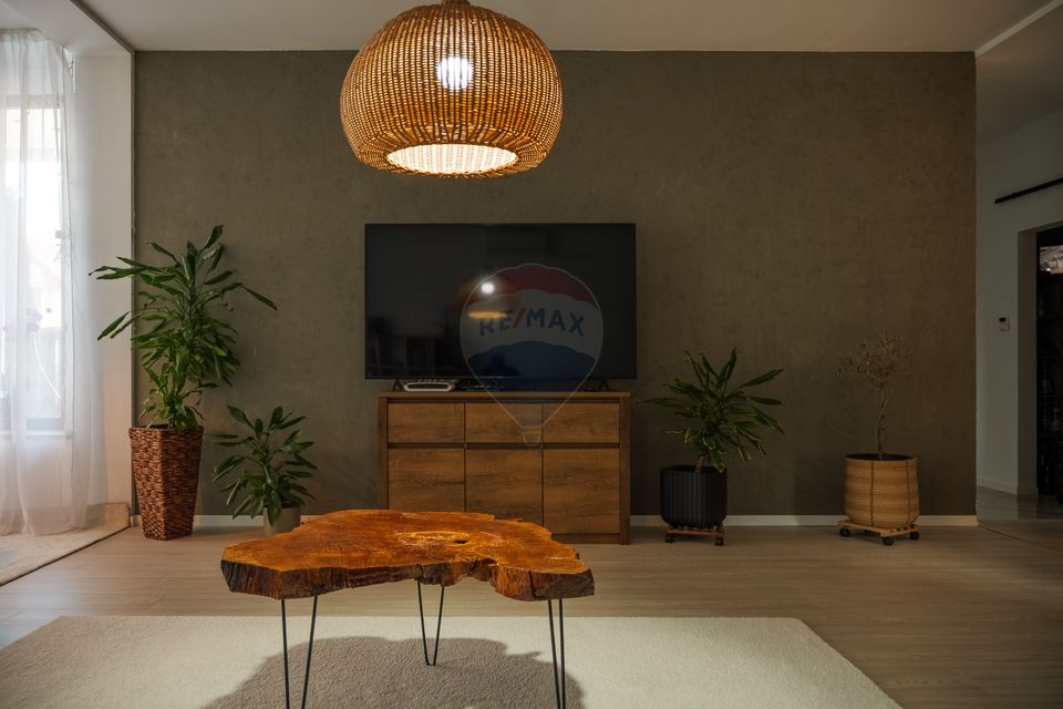 4 room House / Villa for sale, Central area