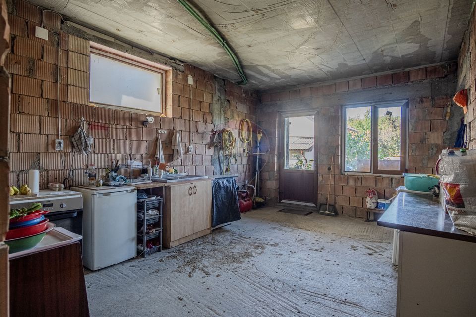 Casa de vanzare 7 camere | CURTE 953 mp | Colonia 1 Mai | COMISION 0 |