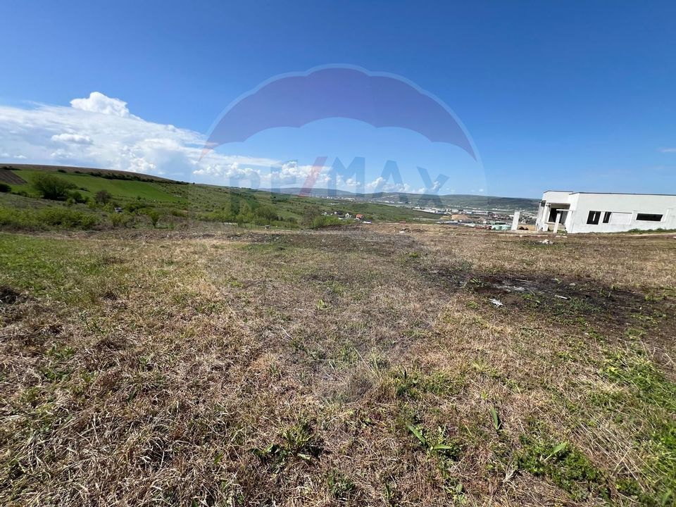 Teren Dezmir, 540 mp, zona de case, construire casă individuală