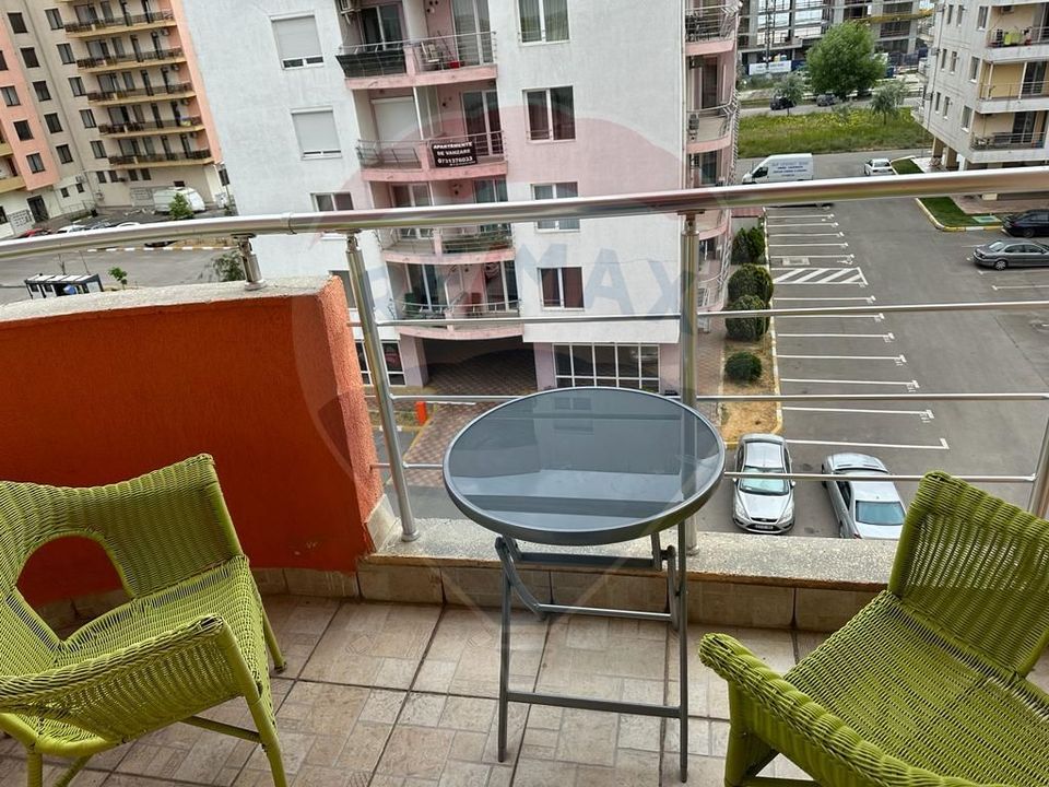 Apartament cu 2 camere de vânzare în Mamaia Nord