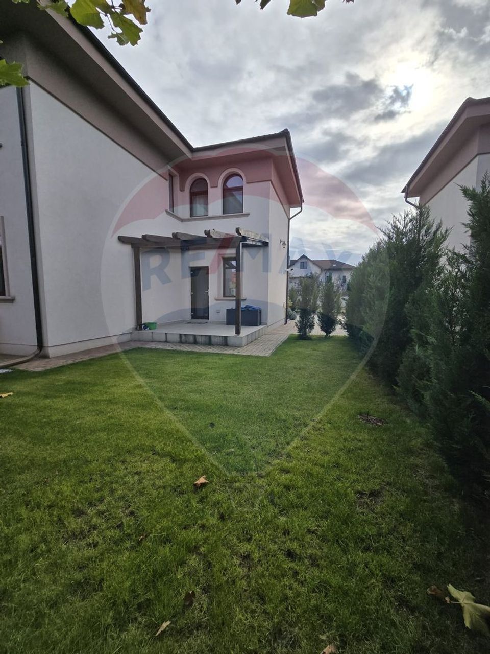 5 room House / Villa for rent, Ferme area