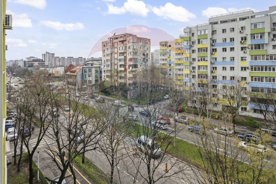 Apartament cu 5 camere de închiriat-Calea 13 septembrie.