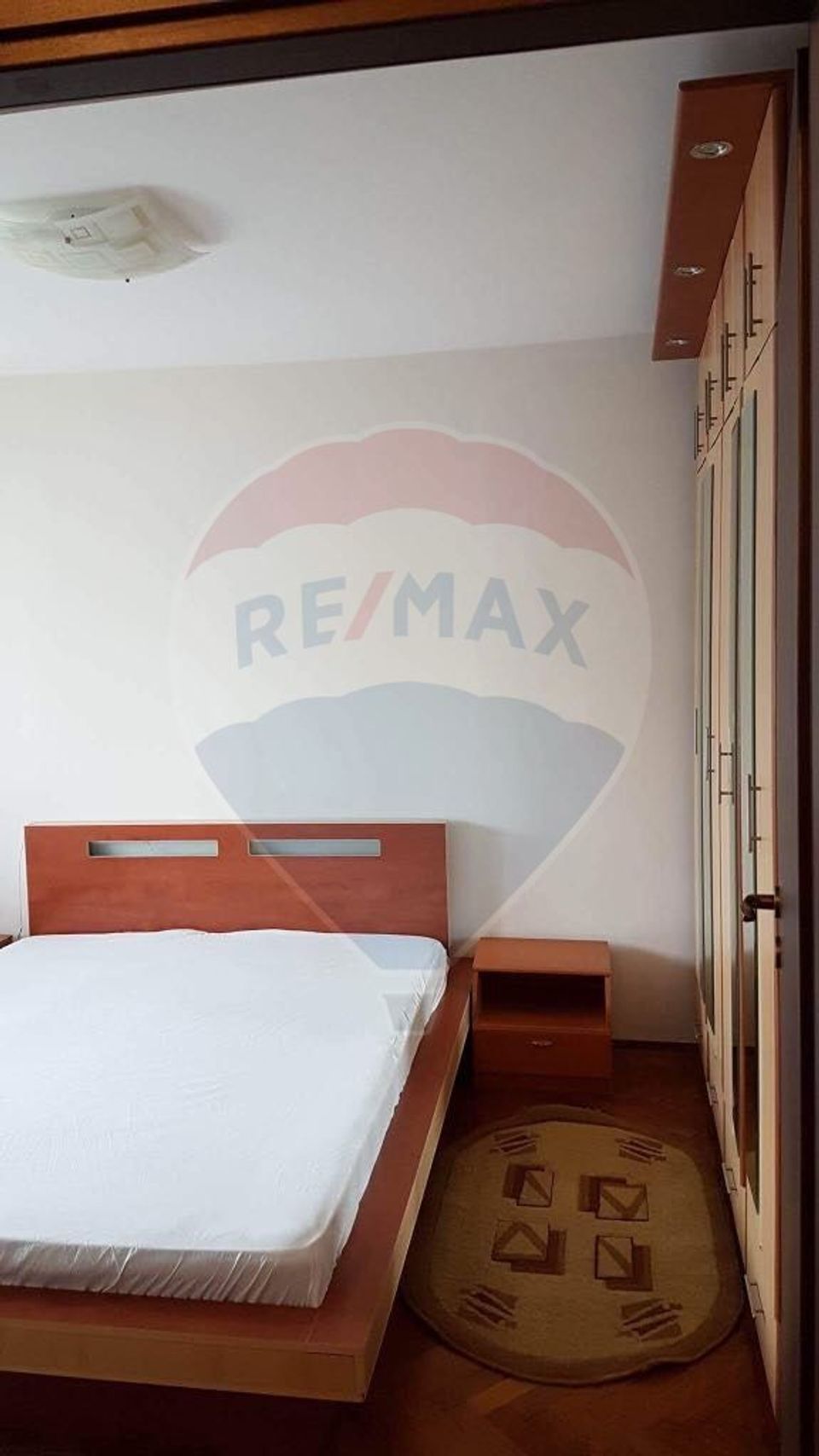 Apartament cu 2 camere de închiriat în zona Militari