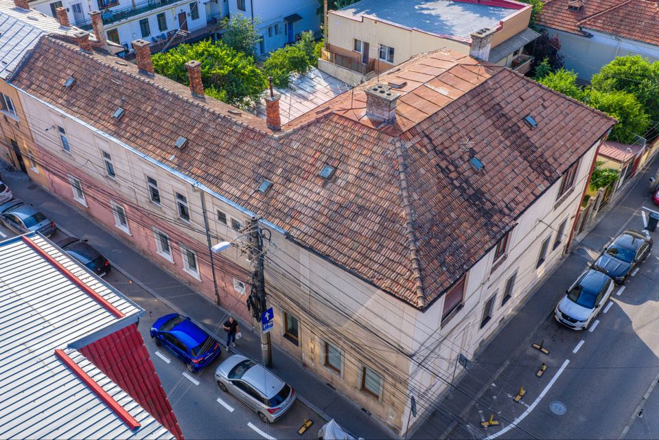 15 room House / Villa for sale, Central area