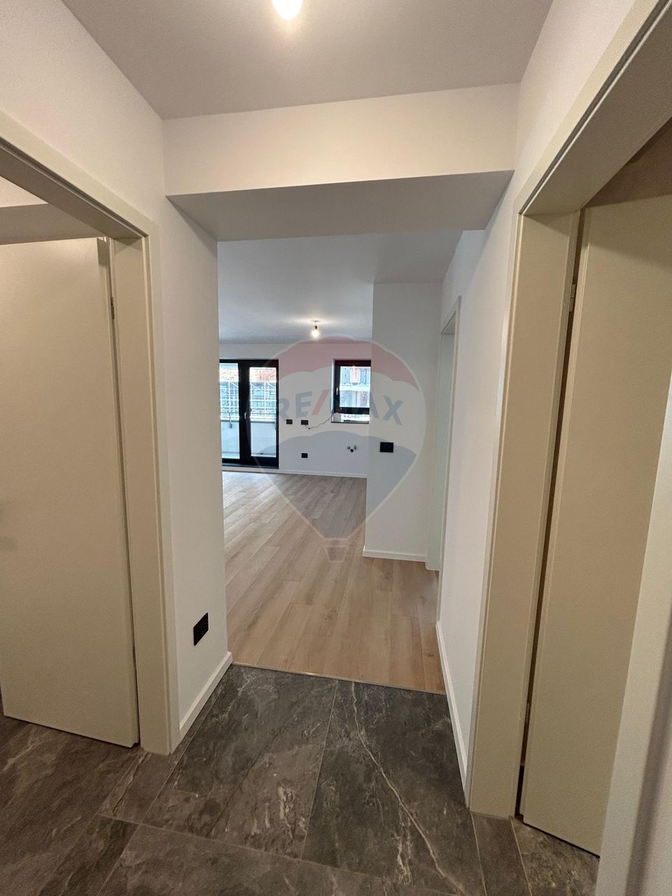 Apartament 2 camere de vânzare