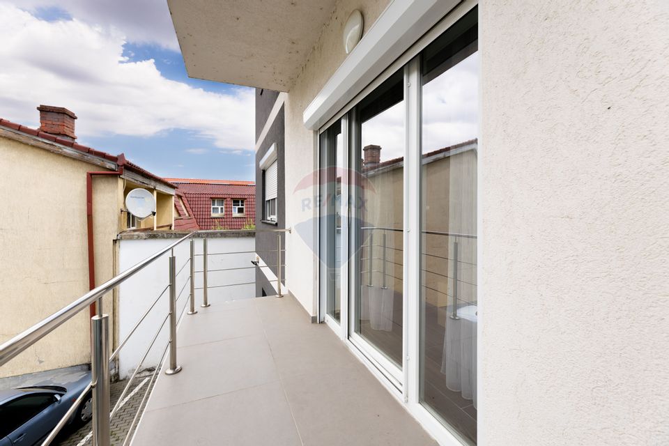 Apartament cu 2 camere de închiriat în zona Micalaca