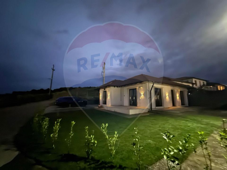 5 room House / Villa for sale