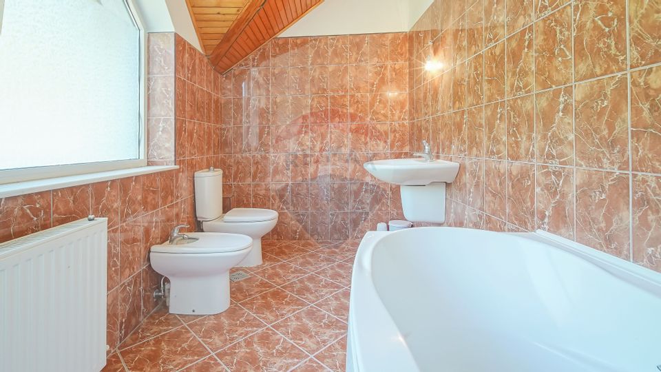 Imobil premium de închiriat în Brașov, aproape de Biserica Neagră