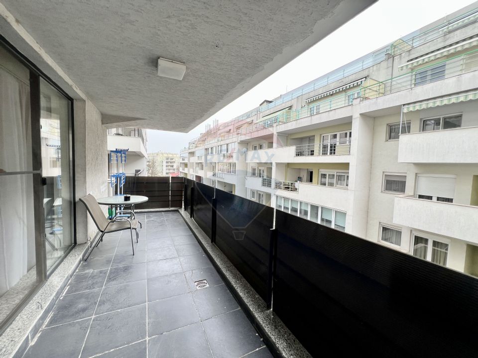 Apartament cu 3 camere de închiriat în zona Herastrau