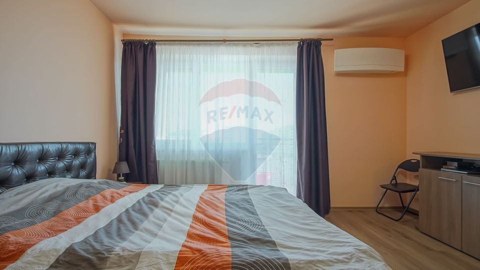 !!  VANDUT !!  Apartament de 3 camere, Tractorul, Brașov