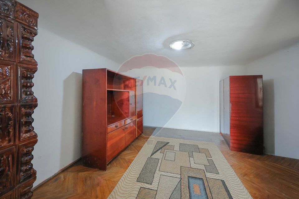 4 room House / Villa for sale, Dealuri Oradea area