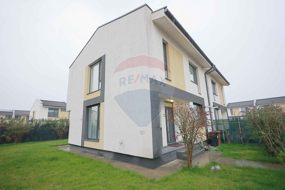 4 room House / Villa for sale, Calea Aradului area