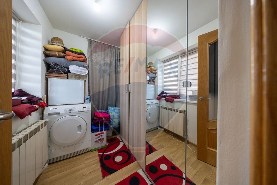 Casă noua - parcări subterane, teren 500 mp, Codlea