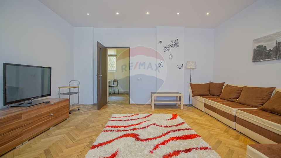 Corp de casă cu 2 apartamente și curte individuală, str. Făgetului