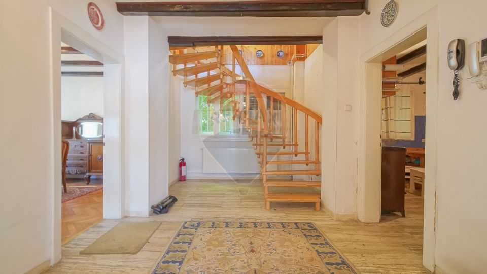 24 room House / Villa for sale, Schei area