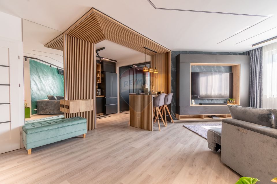 Apartament de vanzare, 2 camere, balcon inchis, zona BMW