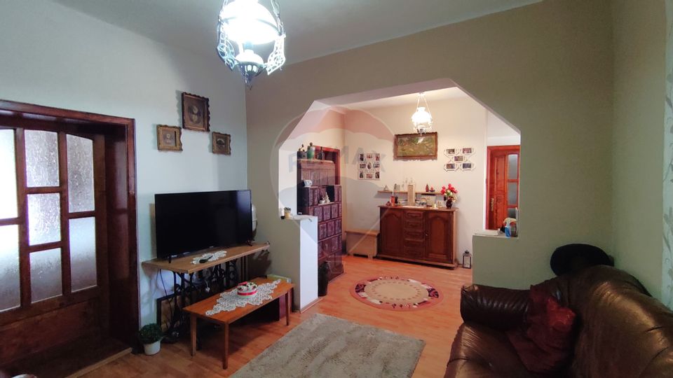 3 room House / Villa for sale, Universitatii area