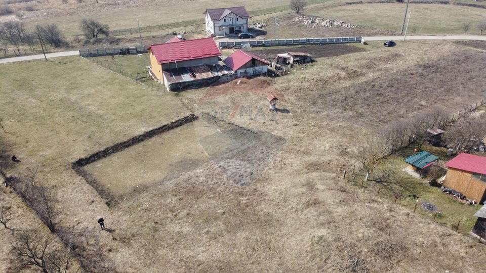 Land 3,591sqm Aghiresu-Fabrici / Strada Principala