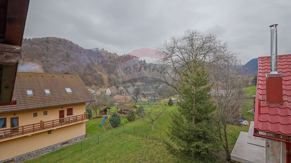 Pensiune cu 7 camere in Moieciu | TOATE UTILITATILE | COMISION 0%