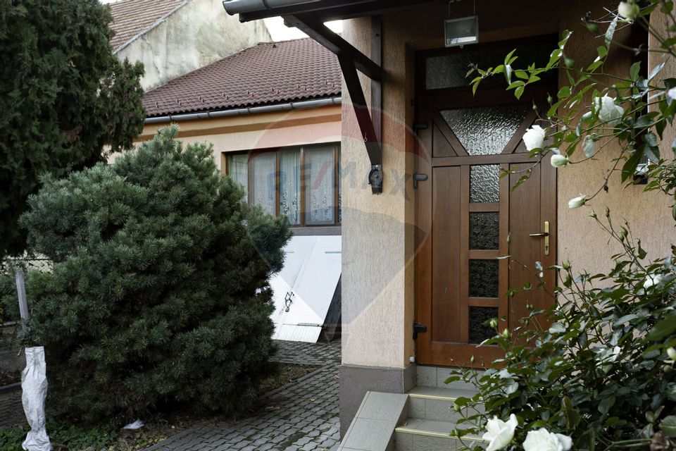 4 room House / Villa for sale, Aradul Nou area