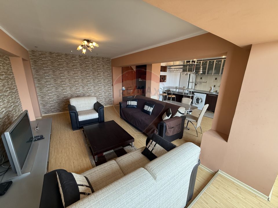 2 decomandate, Mc Donald's, centrala, aer conditionat