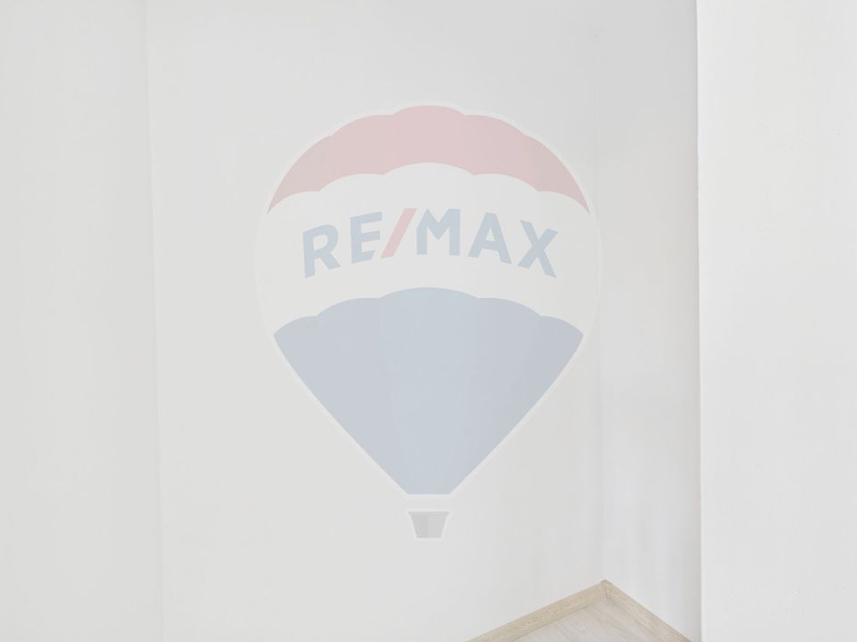 Spatiu comercial de vanzare 344 mp, Drumul Taberei-Moghioros