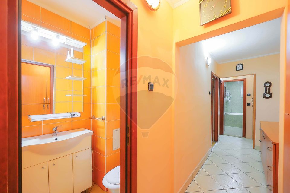 Apartament 3 Camere, Zonă Fără Trafic/Liniștită, Dragoș Vodă, Vânzare