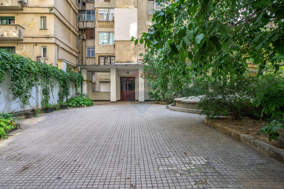 2 room Apartment for sale, Brezoianu area