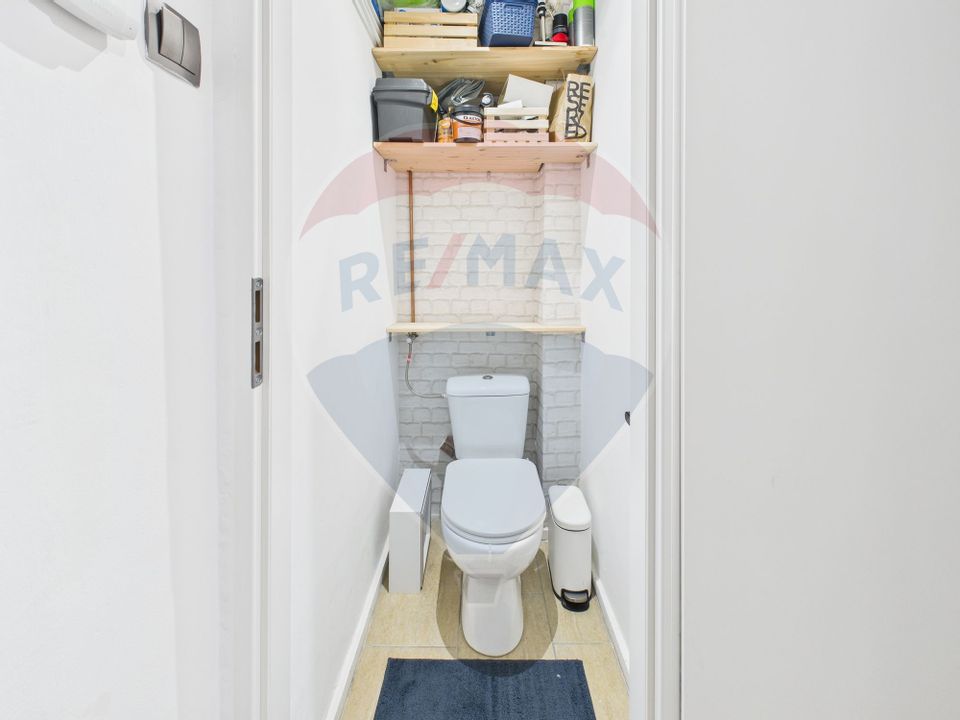 Apartament cu 4 camere de vânzare - Piata Rahova