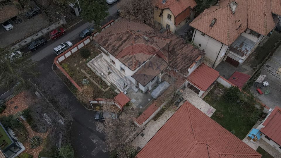 Refugiu elegant în inima Bucureștiului – Proprietate cu suflet