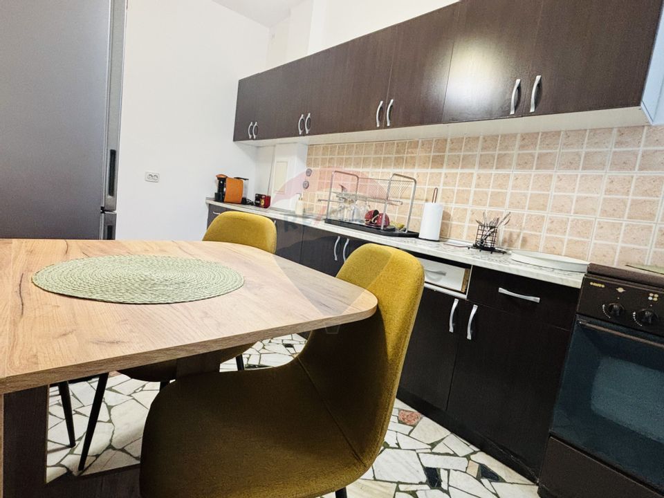 Apartament cu 3 camere de închiriat Eminescu Dacia