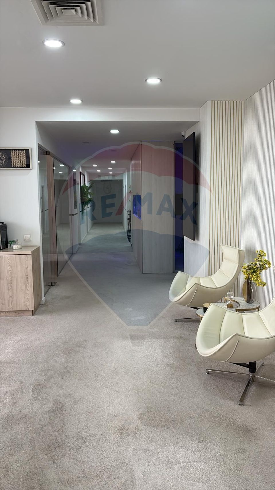 DE INCHIRIAT Spațiu comercial Bd. Unirii – 1335 mp